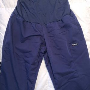 Grey’s Anatomy Maternity Scrubs